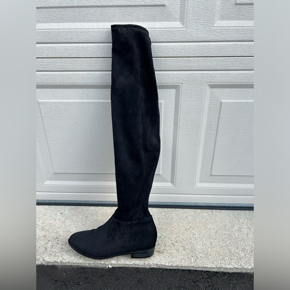 Knee high suede boots - Picture 1 of 3